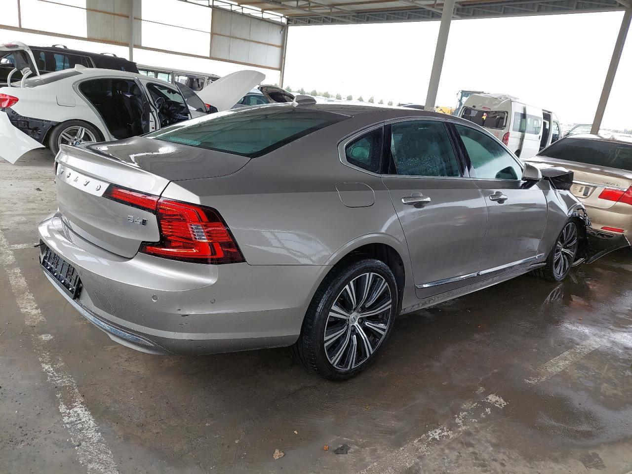 VOLVO S90  2022