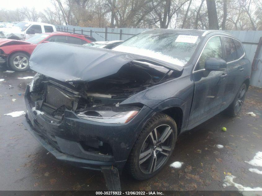 VOLVO XC60 MOMENTUM 2019