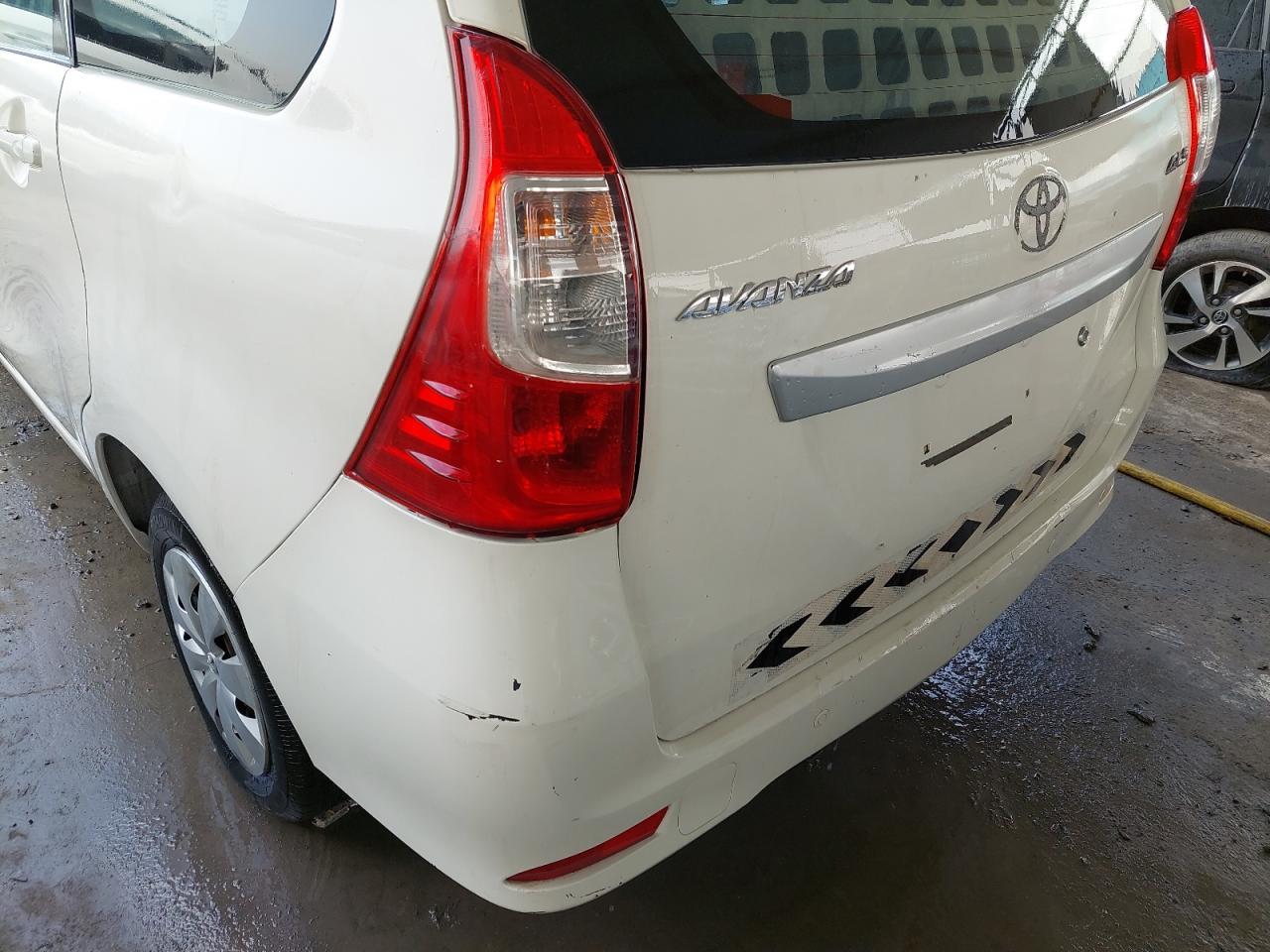 TOYOTA AVANZA  2016