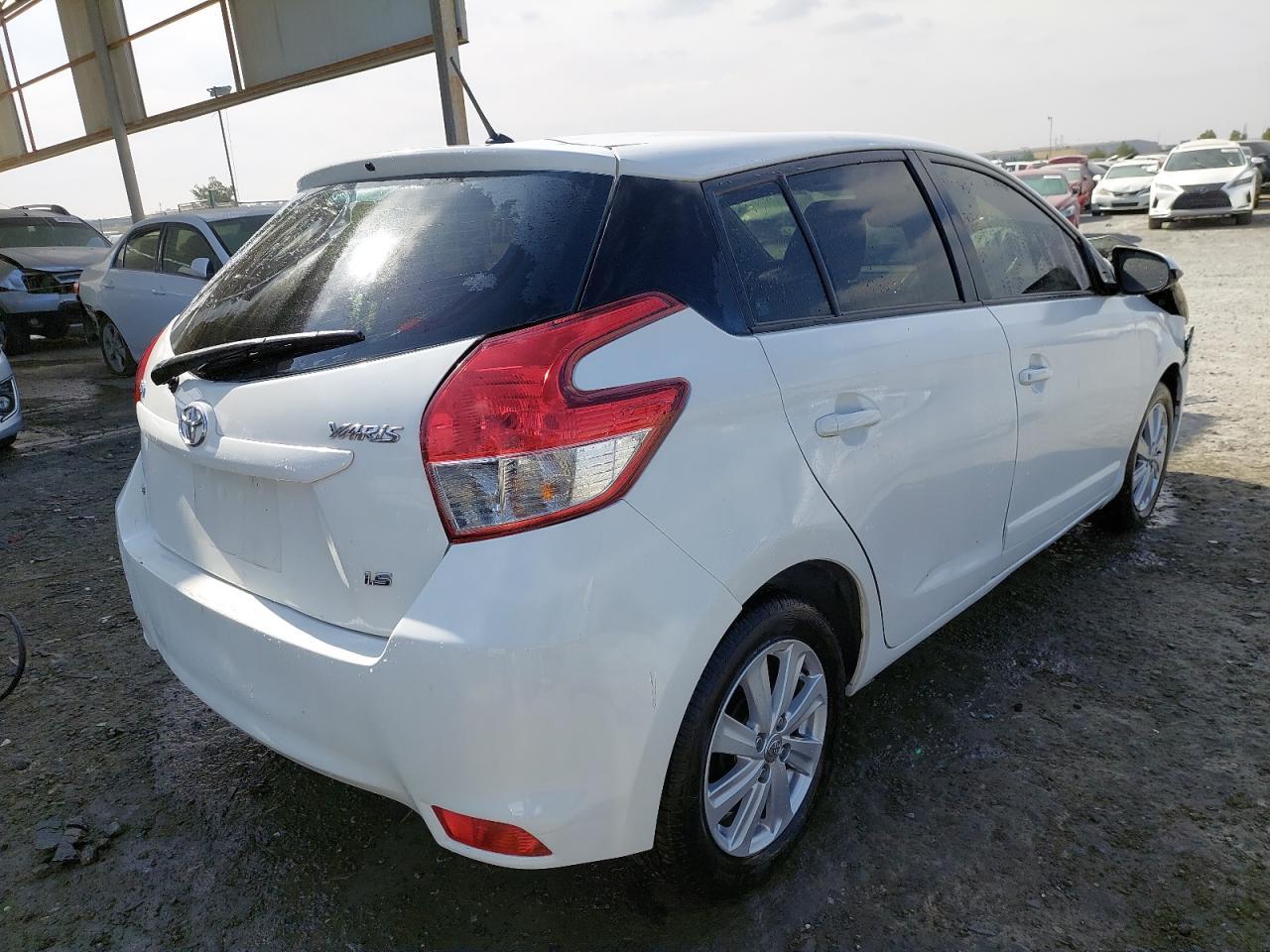 TOYOTA YARIS  2015