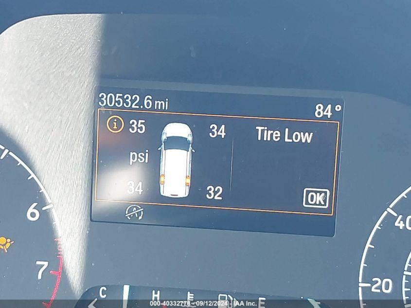 FORD TRANSIT CONNECT XL 2023