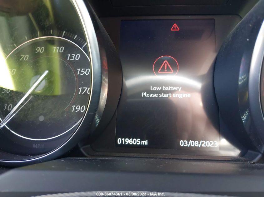 JAGUAR F-TYPE P300/CHECKERED FLAG 2020