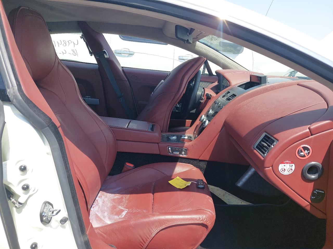 ASTON MARTIN RAPIDE  2017