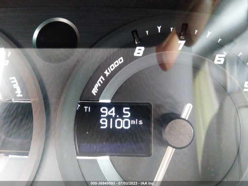 ASTON MARTIN VANQUISH  2016