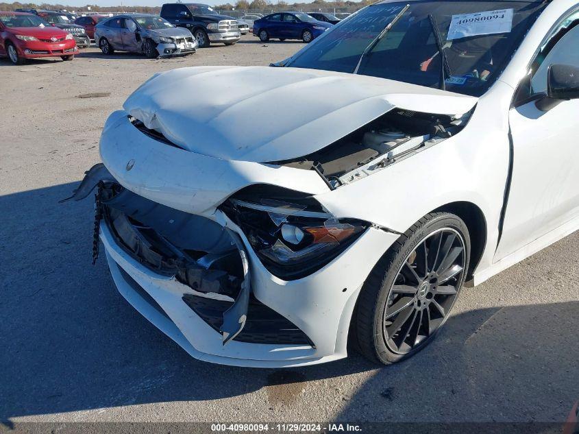 MERCEDES-BENZ CLA 250 2022