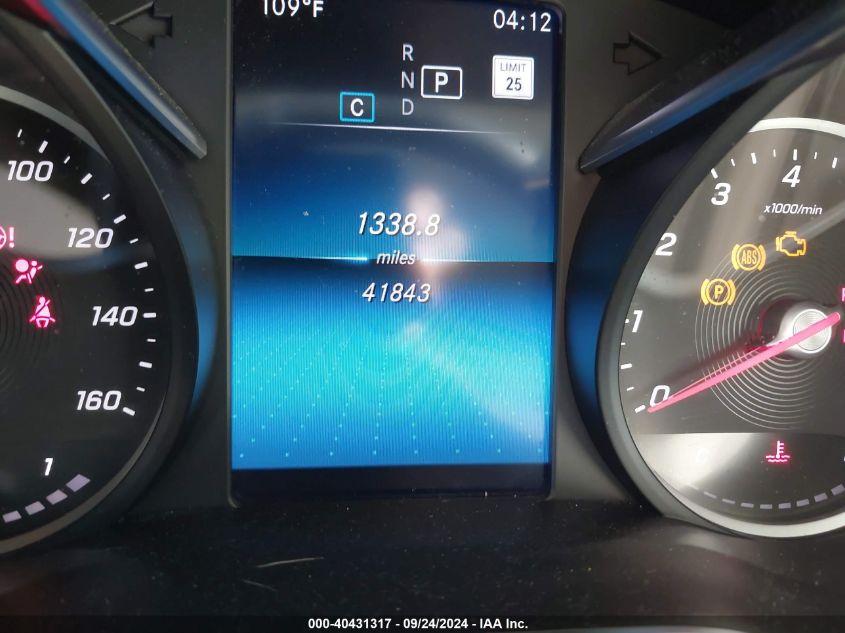 MERCEDES-BENZ GLC 300  2020