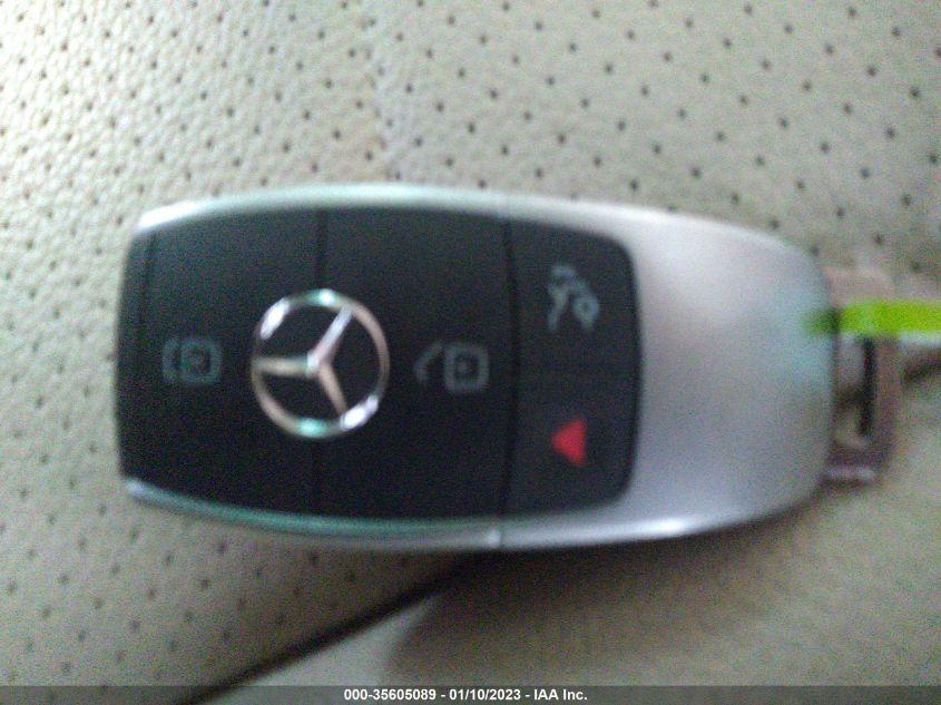 MERCEDES-BENZ GLC GLC 300 2022