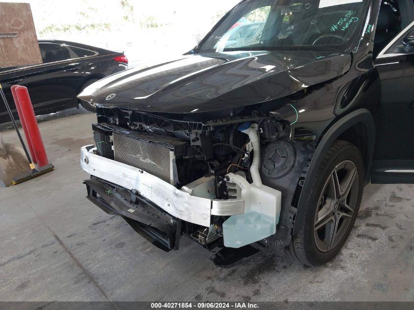 MERCEDES-BENZ GLB 250  2021