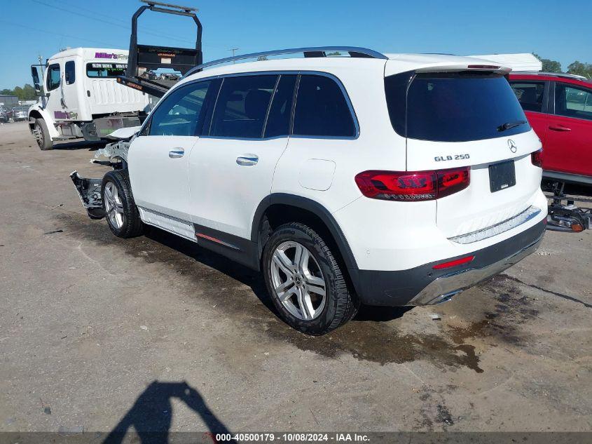 MERCEDES-BENZ GLB 250 4MATIC 2023