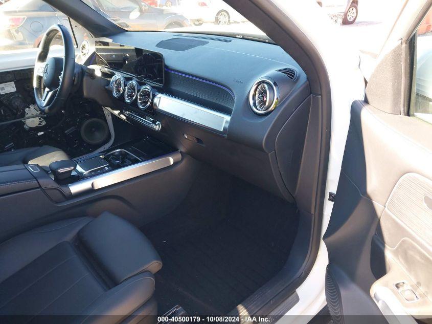 MERCEDES-BENZ GLB 250 4MATIC 2023