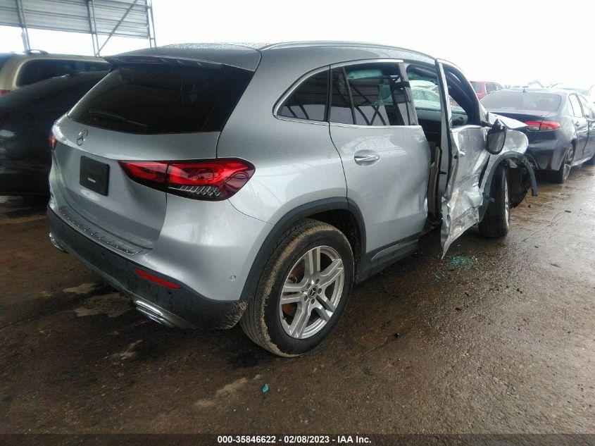 MERCEDES-BENZ GLA  2021