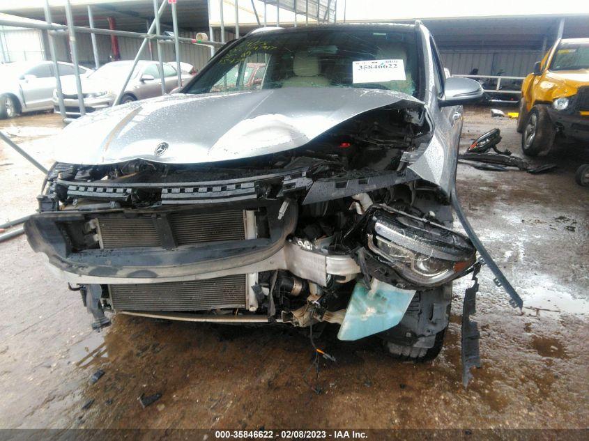 MERCEDES-BENZ GLA  2021