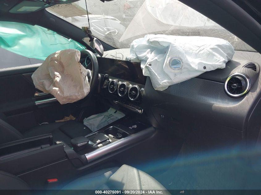 MERCEDES-BENZ GLA 250 2023