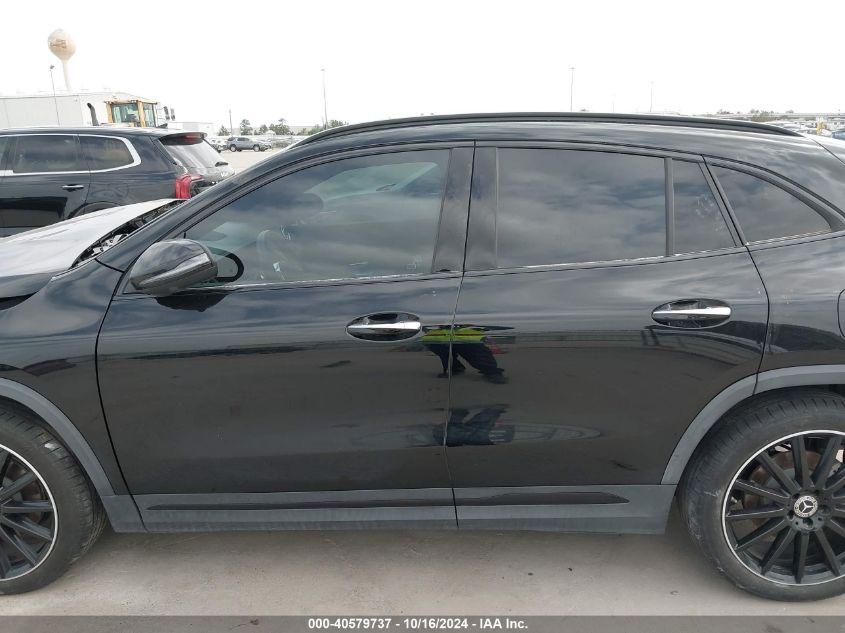 MERCEDES-BENZ GLA 250  2022