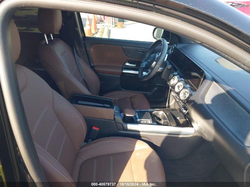 MERCEDES-BENZ GLA 250  2022