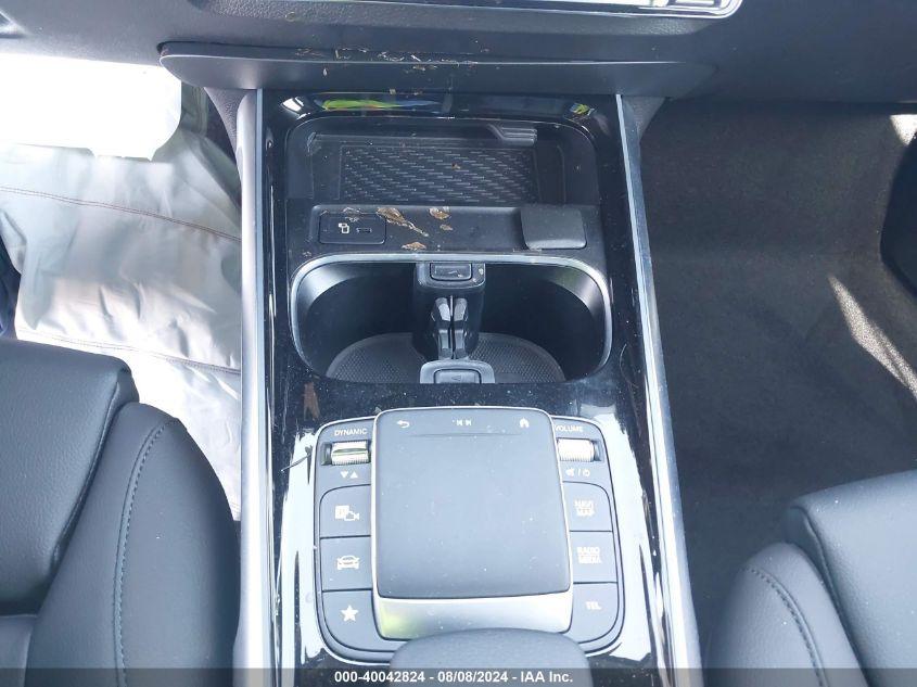 MERCEDES-BENZ EQB 300 SUV 4MATIC 2023