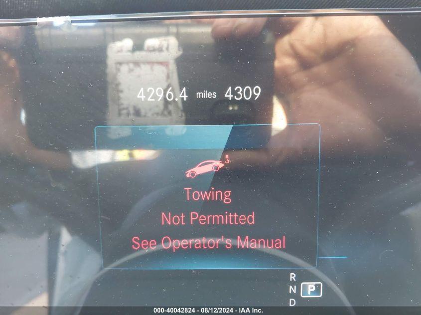 MERCEDES-BENZ EQB 300 SUV 4MATIC 2023