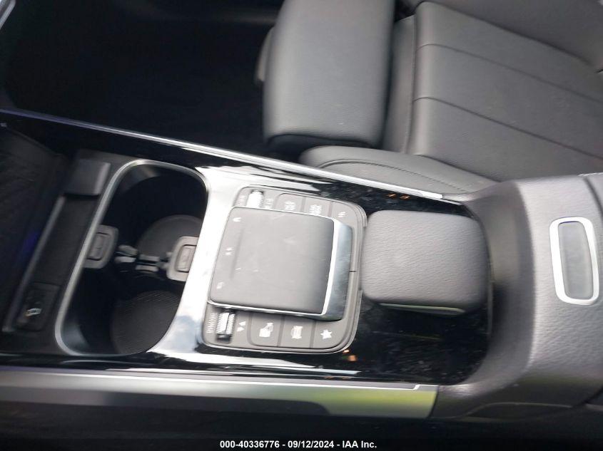 MERCEDES-BENZ EQB 300 SUV 4MATIC 2023