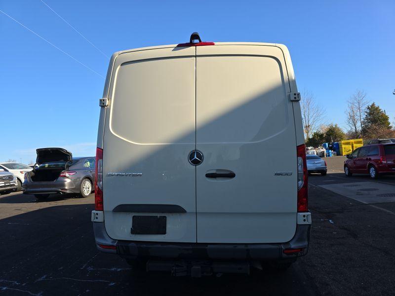 MERCEDES-BENZ SPRINTER 1500 STANDARD ROOF I4 2022