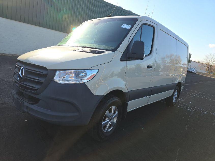 MERCEDES-BENZ SPRINTER 1500 STANDARD ROOF I4 2022