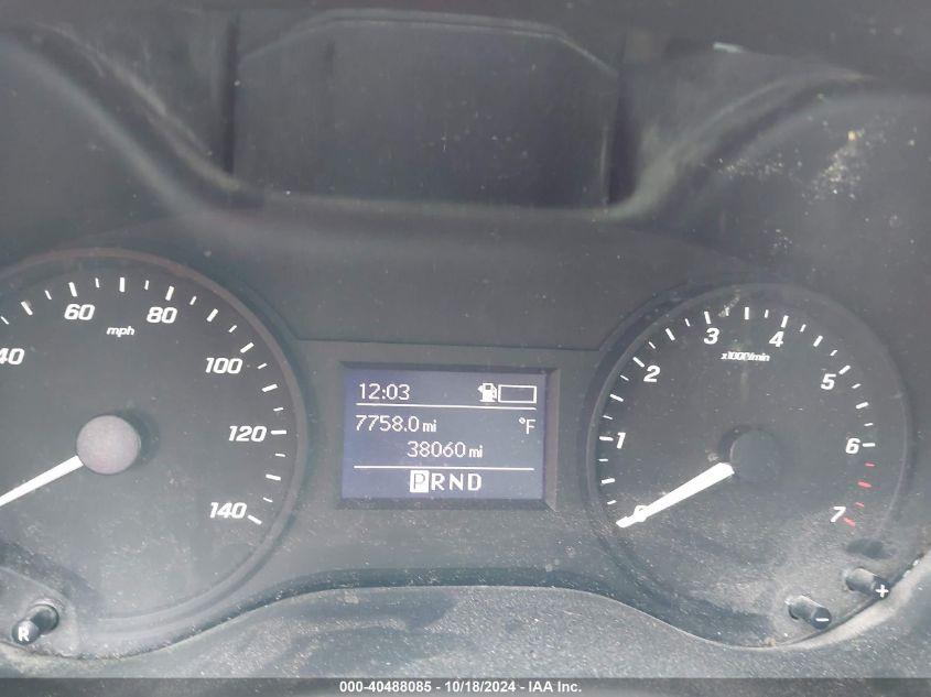 MERCEDES-BENZ METRIS  2020