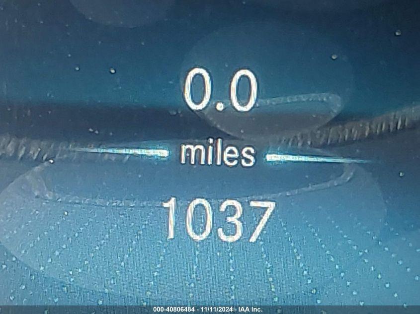 MERCEDES-BENZ SPRINTER 2500 STANDARD ROOF 4-CYL DIESEL 2024