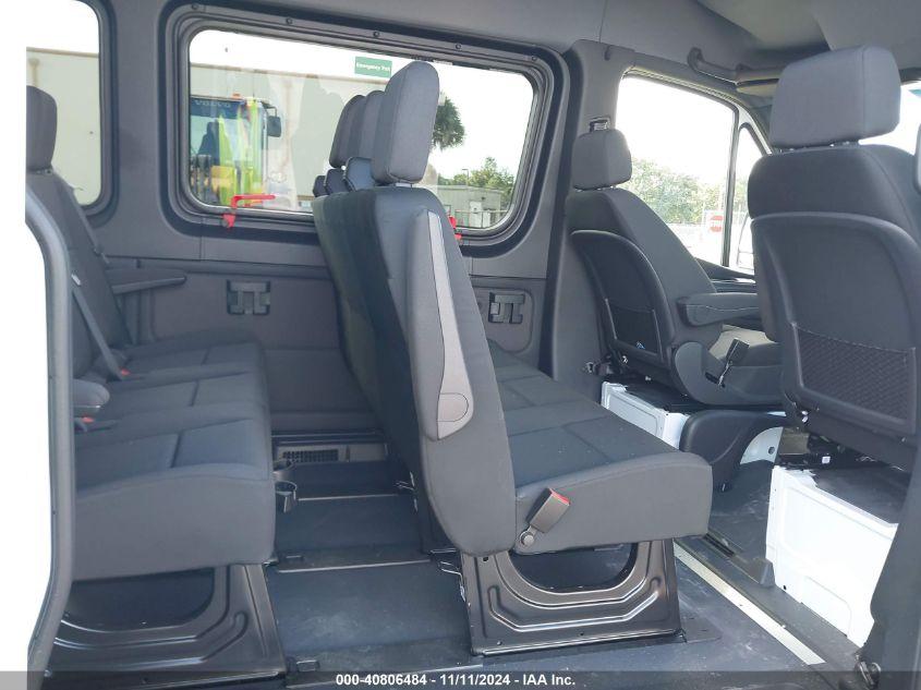 MERCEDES-BENZ SPRINTER 2500 STANDARD ROOF 4-CYL DIESEL 2024