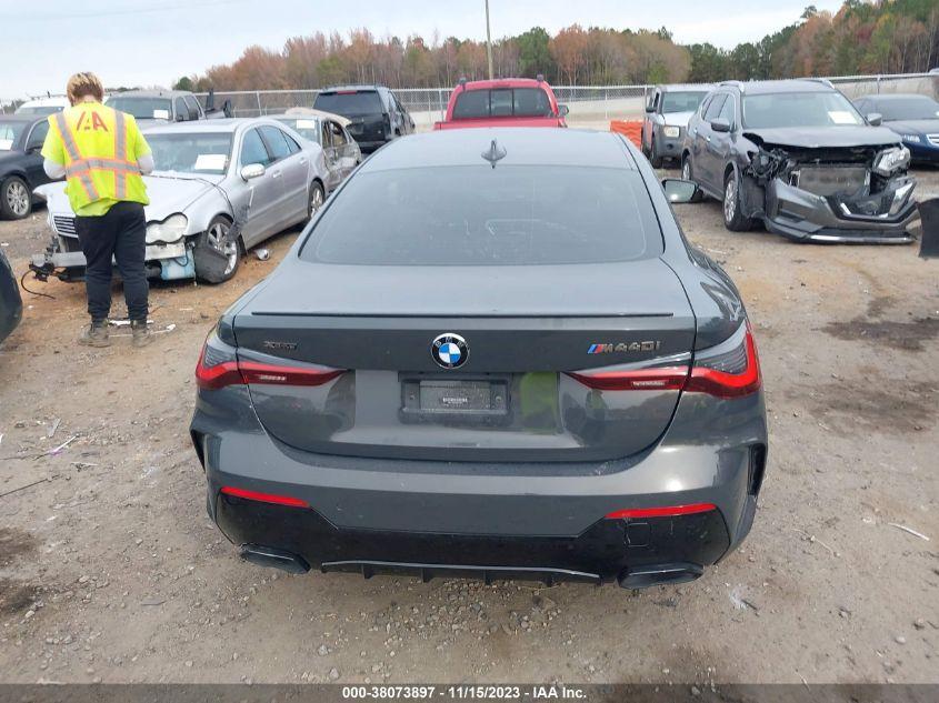 BMW M440XI   2021