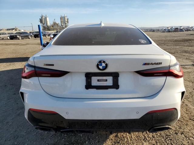 BMW M4 40XI 2021