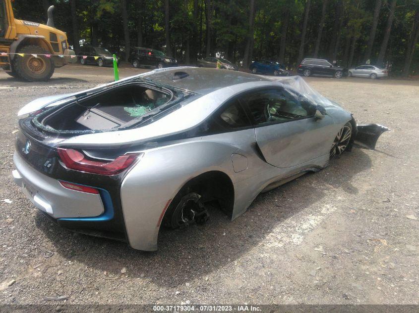 BMW I8  2016