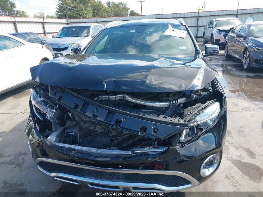 MERCEDES-BENZ GLA GLA 250 2020