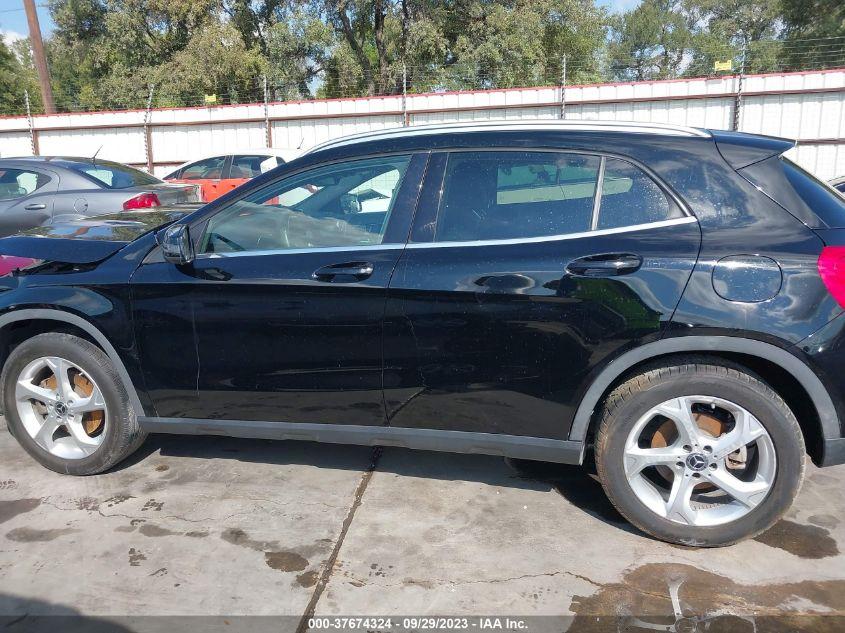 MERCEDES-BENZ GLA GLA 250 2020