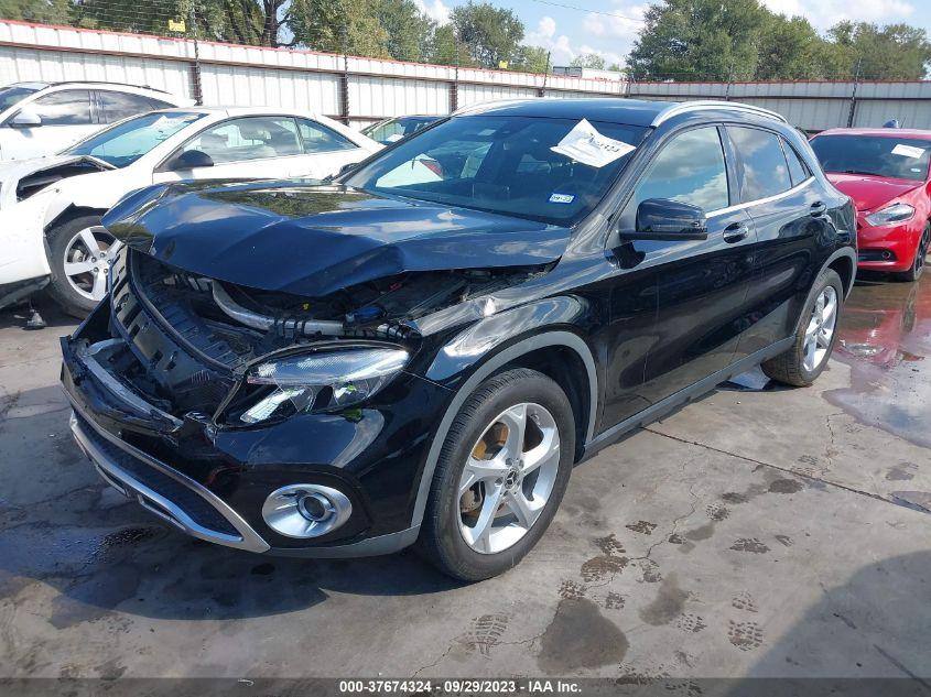 MERCEDES-BENZ GLA GLA 250 2020
