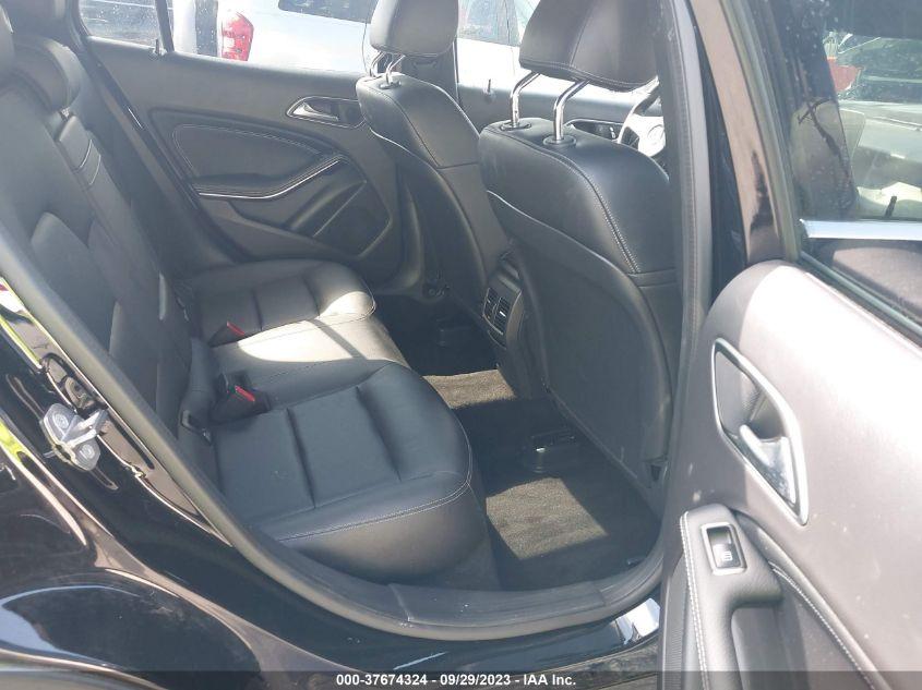 MERCEDES-BENZ GLA GLA 250 2020