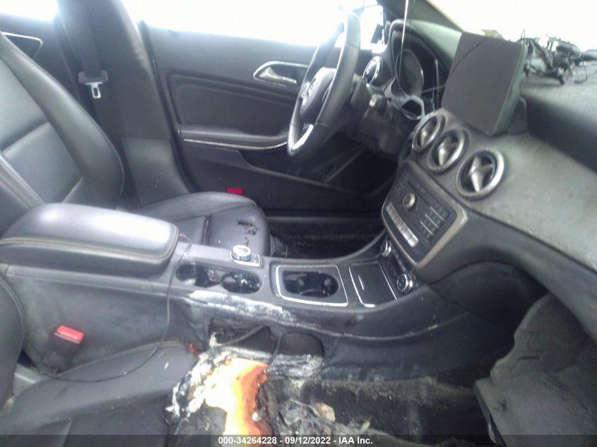 MERCEDES-BENZ CLA 250 2018