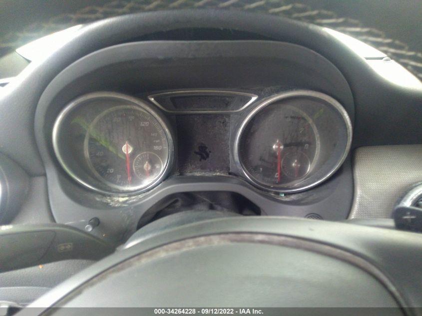 MERCEDES-BENZ CLA 250 2018