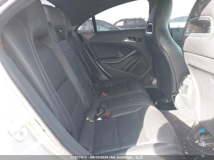 MERCEDES-BENZ CLA  2016