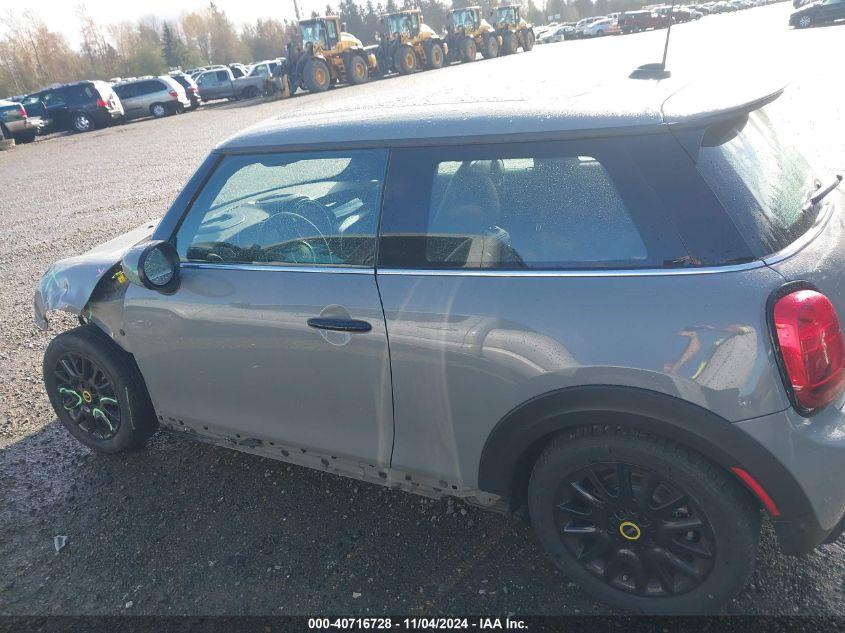 MINI SE HARDTOP COOPER 2023