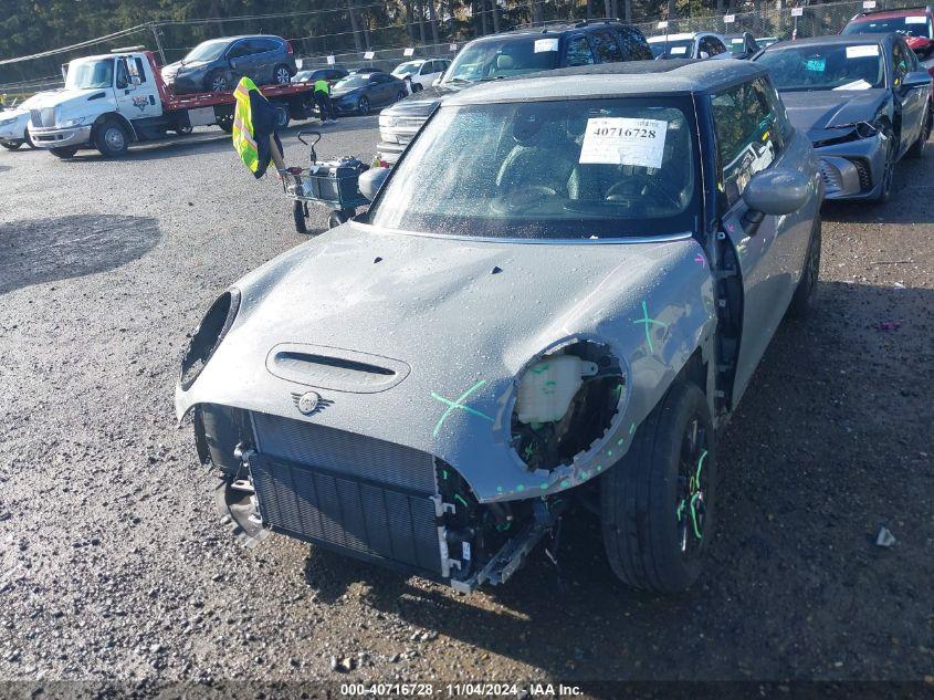 MINI SE HARDTOP COOPER 2023