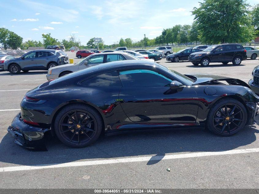 PORSCHE 911 CARRERA/CARRERA 4 2020