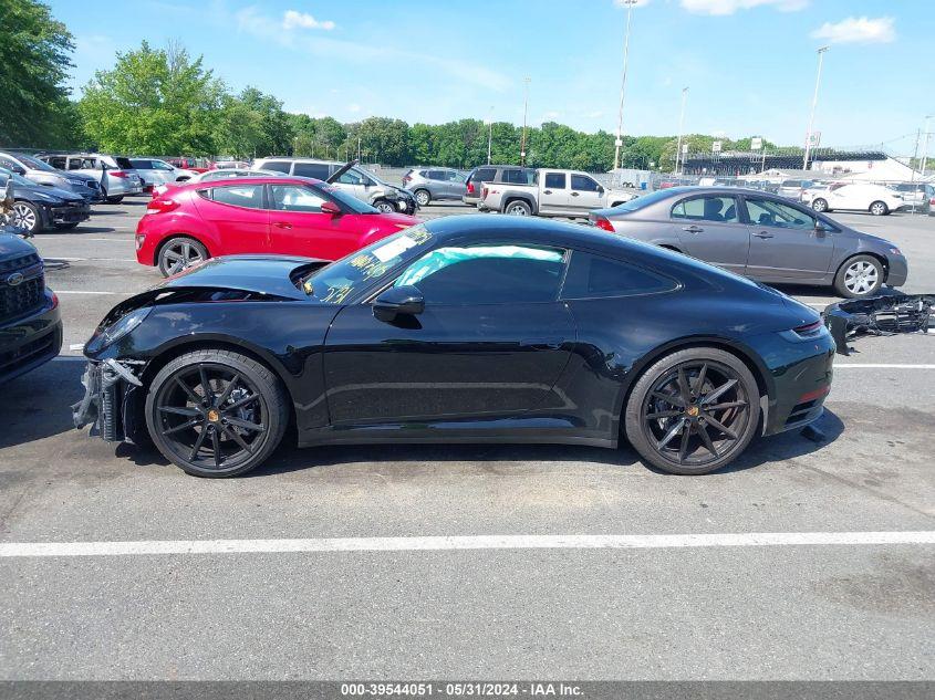 PORSCHE 911 CARRERA/CARRERA 4 2020