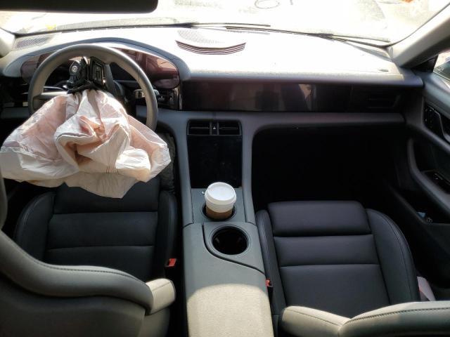 PORSCHE TAYCAN  2023