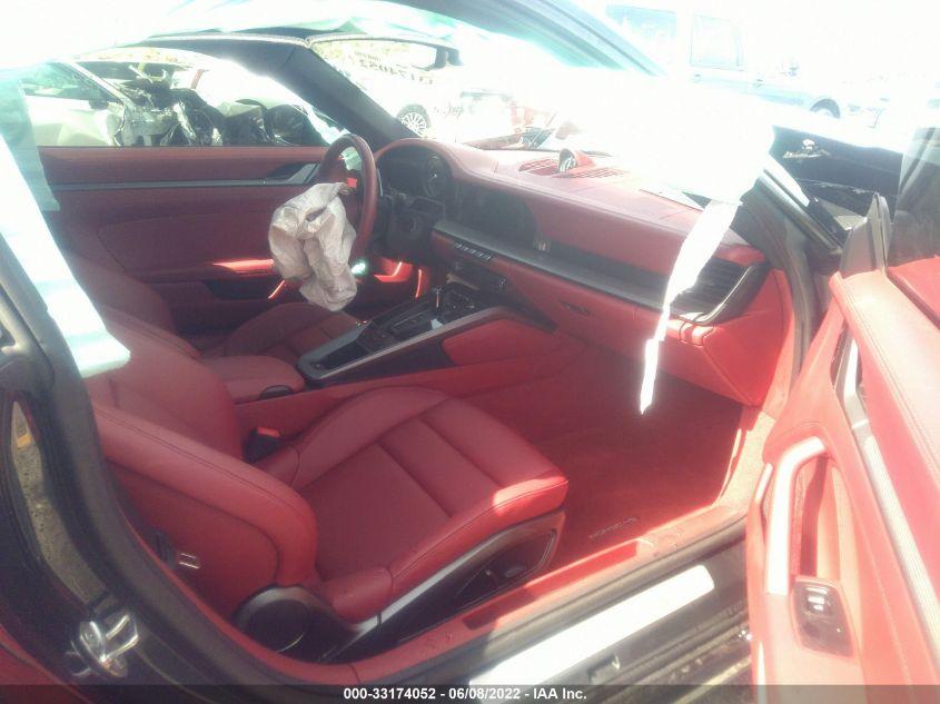 PORSCHE 911 CARRERA 2021