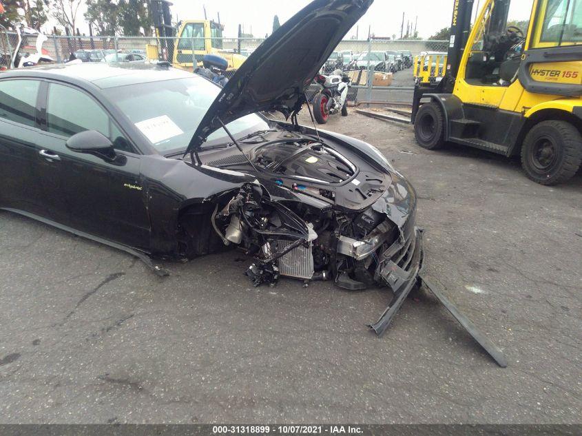 PORSCHE PANAMERA 4 E-HYBRID 2019