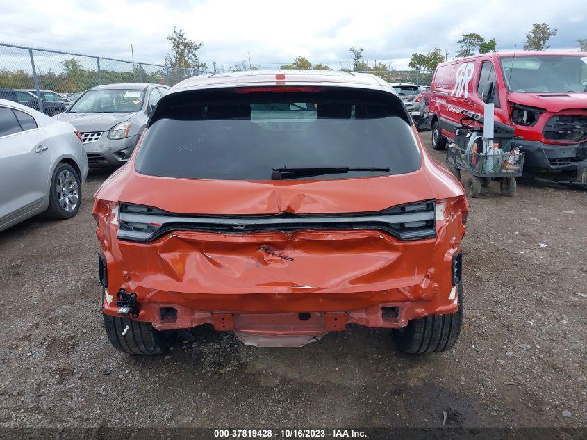 PORSCHE MACAN   2023