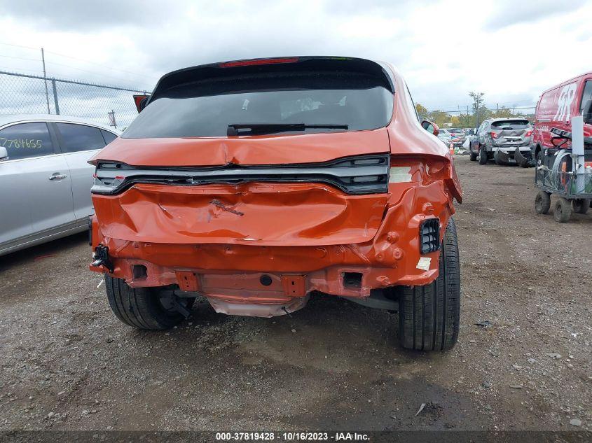 PORSCHE MACAN   2023