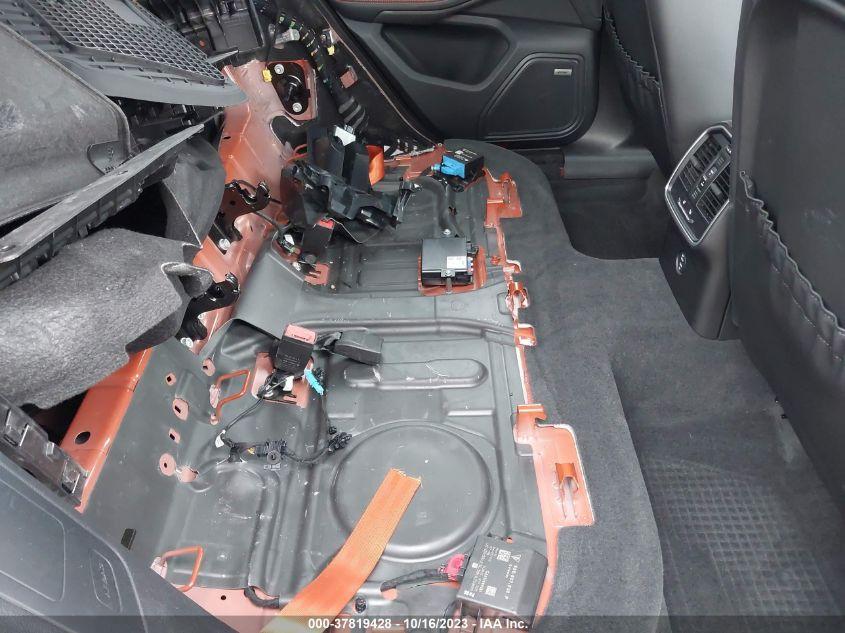 PORSCHE MACAN   2023