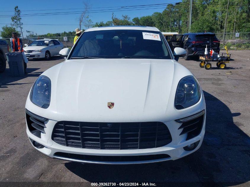 PORSCHE MACAN  2018