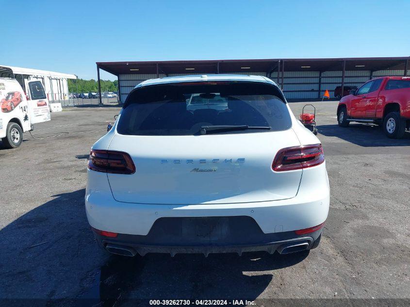 PORSCHE MACAN  2018