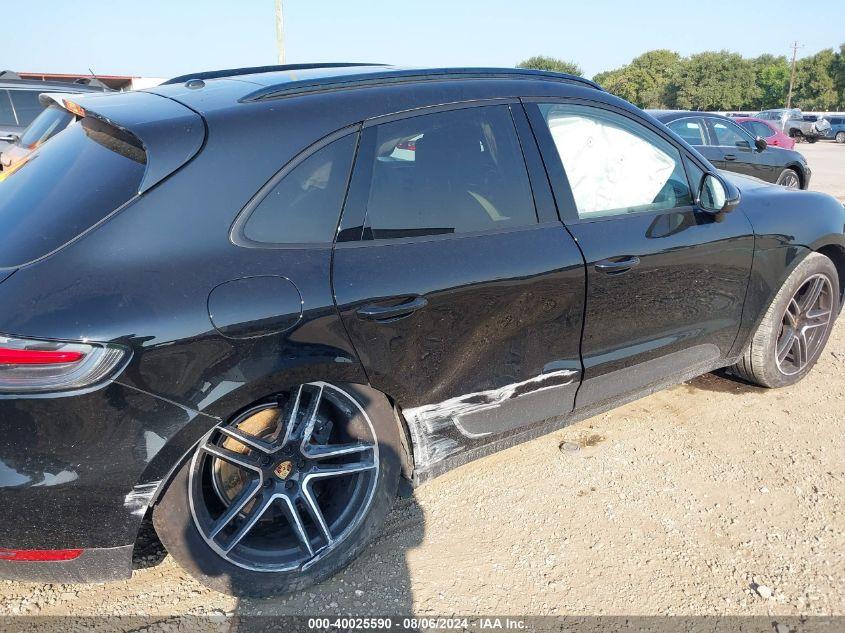 PORSCHE MACAN  2021
